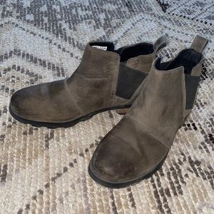 Sorel grey leather booties